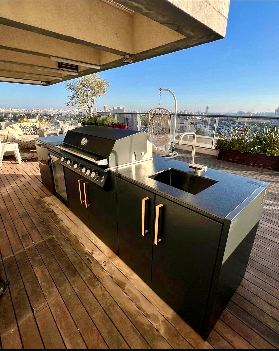 Brabura udendørs køkken med håndvask og gasgrill