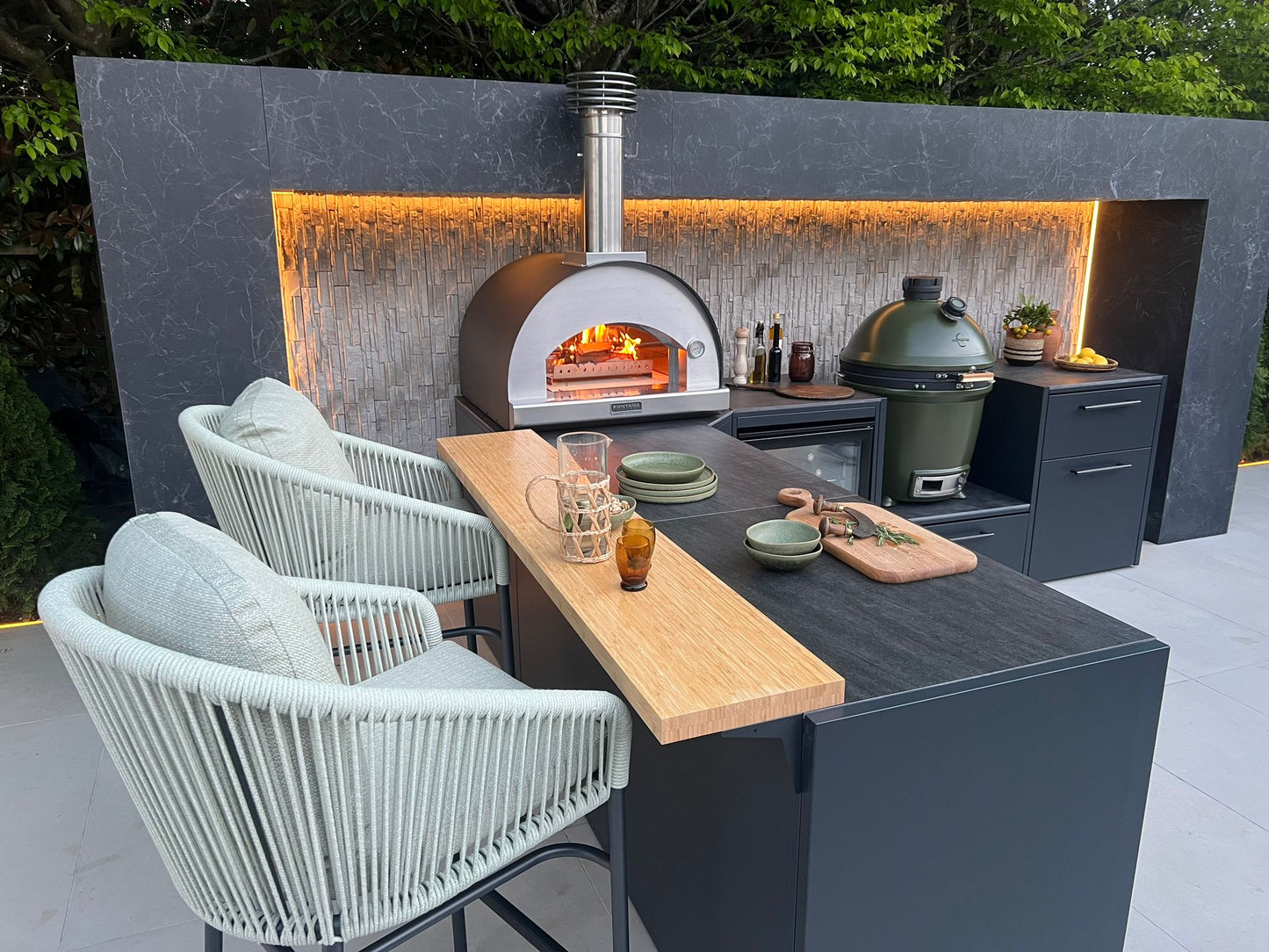 Brabura udendørs køkken med håndvask og gasgrill