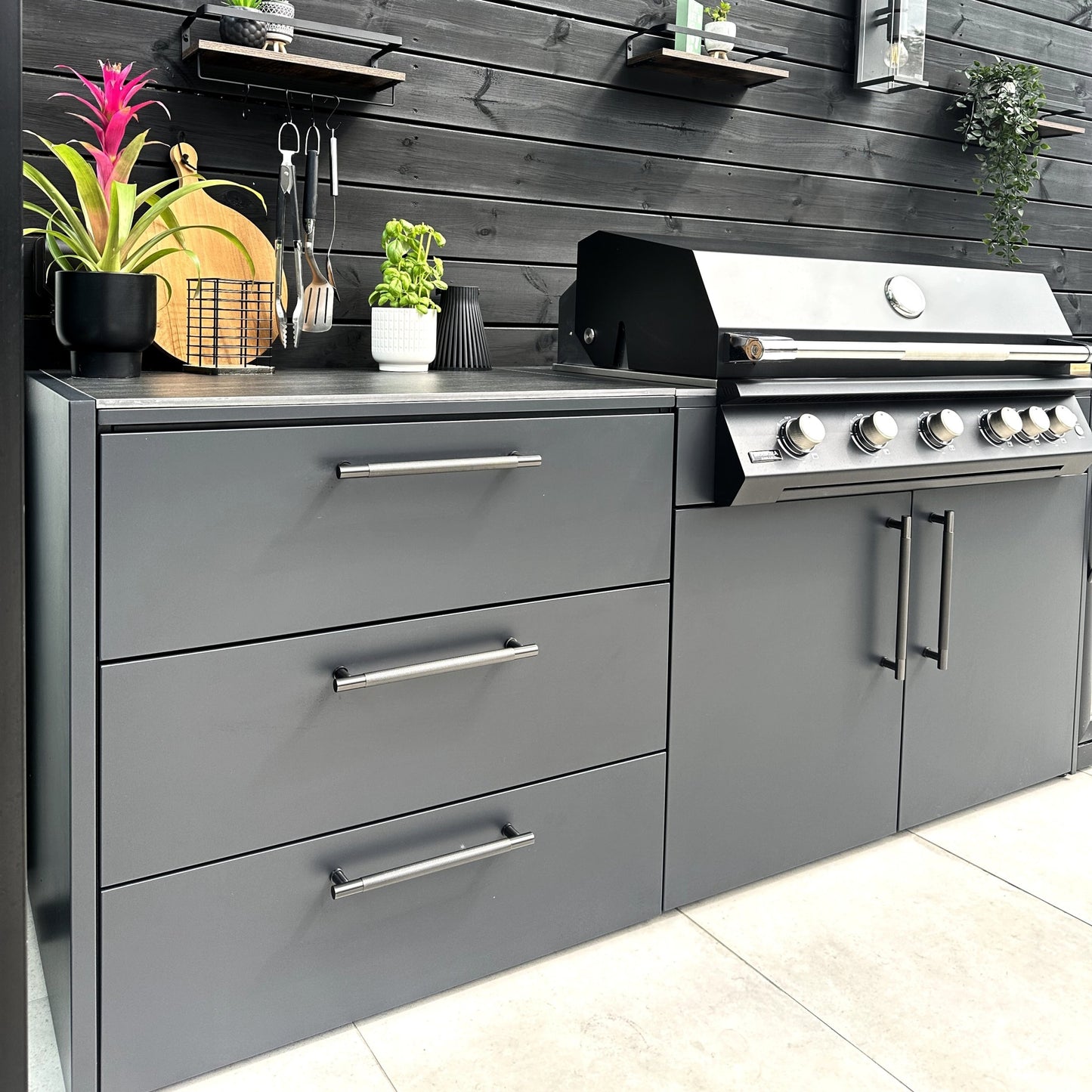 Brabura udendørs køkken med håndvask og gasgrill