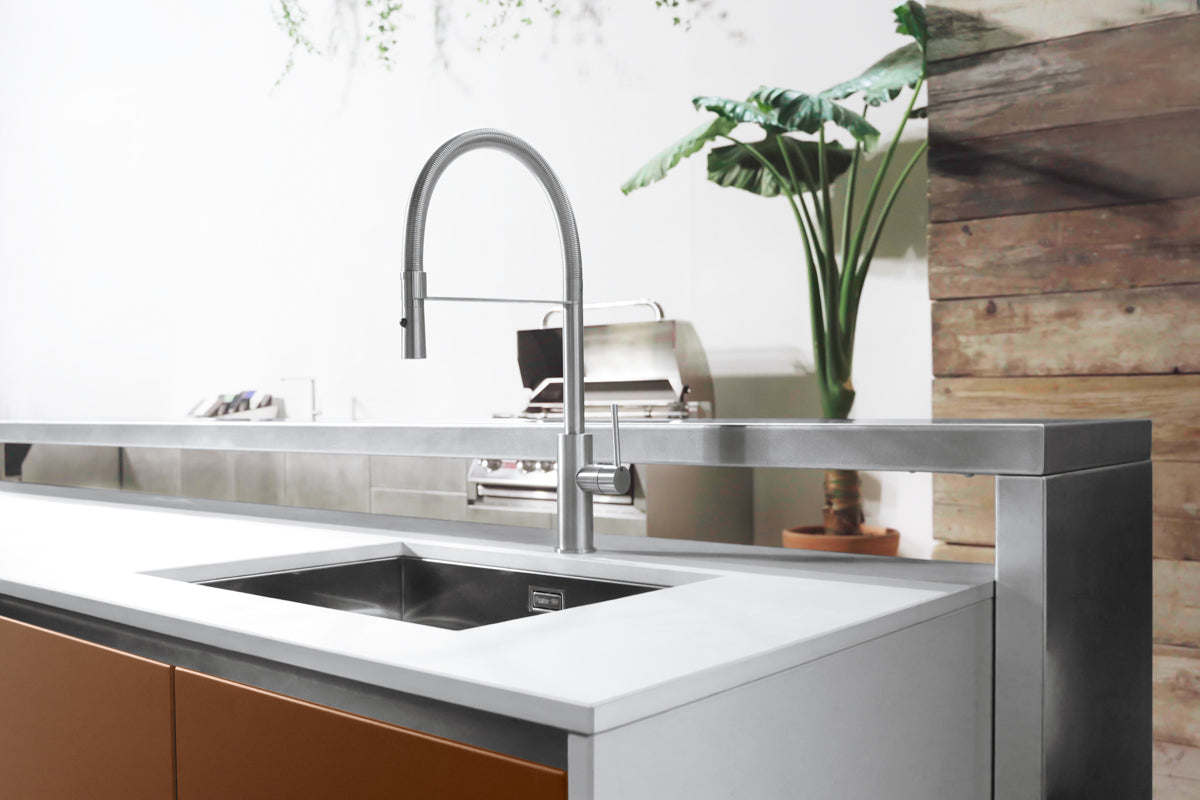 Via Nolfi udekøkken med vask og induktion