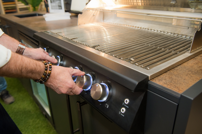 Modulært udekøkken med gasgrill, køleskab og vask