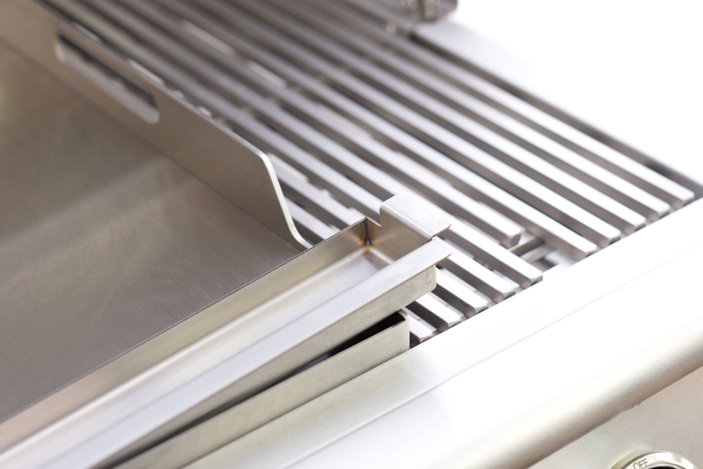 Vivandio FyreX gasgrill i rustfrit stål: med skabe, hjul og sideborde