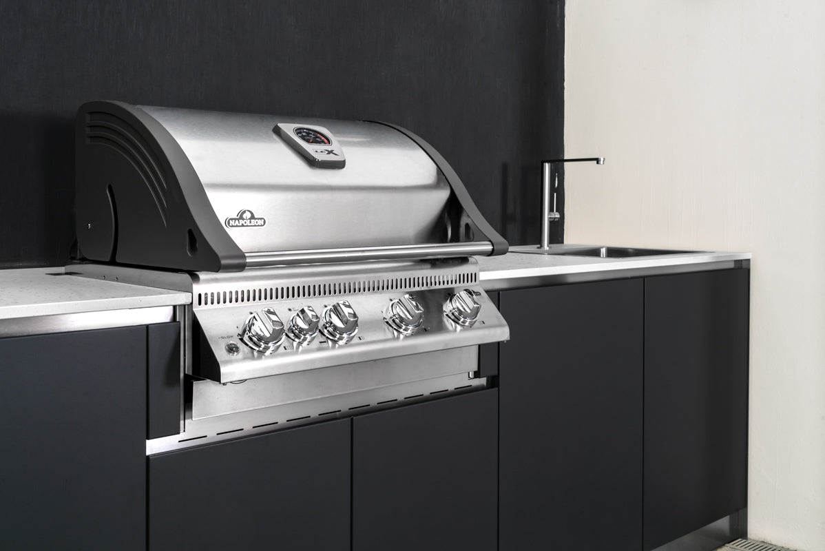 Via Nolfi 530 udekøkken med vask, gasblus, god arbejdsplads og indsats til grill